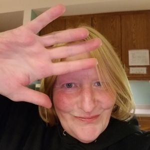 Meet your Posher, Denise